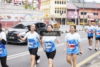 Runner Photo 2520970