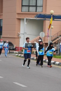 Runner Photo 2521024