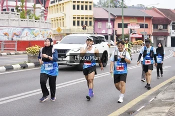 Runner Photo 2521499