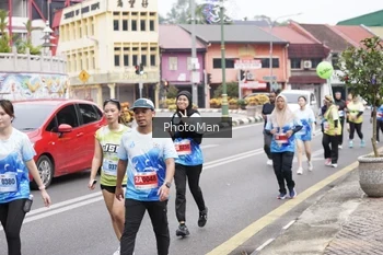 Runner Photo 2521726