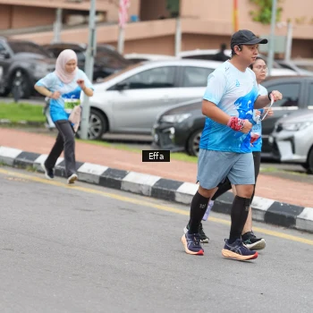 Runner Photo 2524876