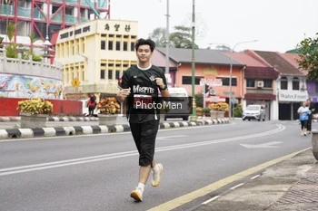 Runner Photo 2525478