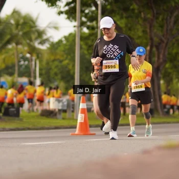 Runner Photo 2527646