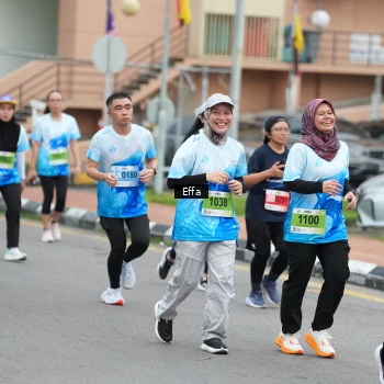 Runner Photo 2528885