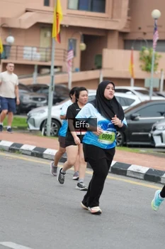 Runner Photo 2528943