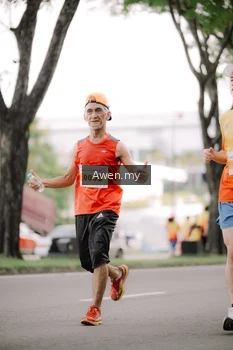Runner Photo 2532795