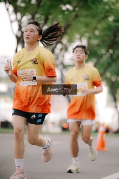 Runner Photo 2532798
