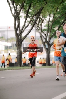 Runner Photo 2532978
