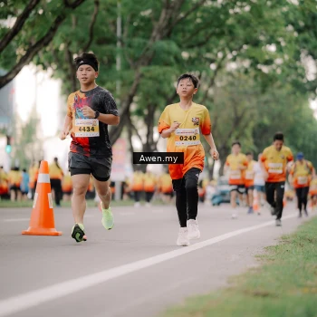 Runner Photo 2533332