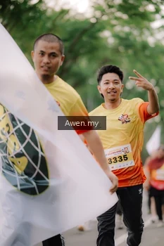 Runner Photo 2533335
