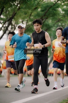 Runner Photo 2533385