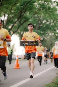 Runner Photo 2533789