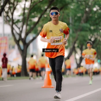 Runner Photo 2533993