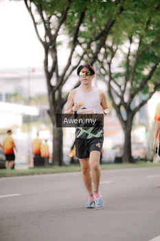 Runner Photo 2534082