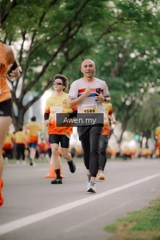 Runner Photo 2534272