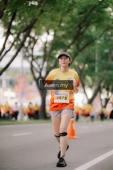 Runner Photo 2534645