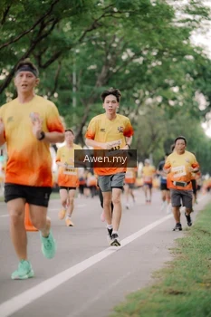 Runner Photo 2534974