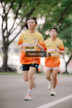 Runner Photo 2535398