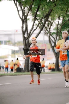 Runner Photo 2535537