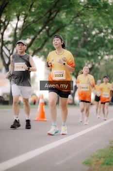 Runner Photo 2535546