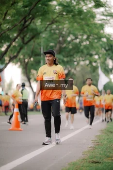 Runner Photo 2535609