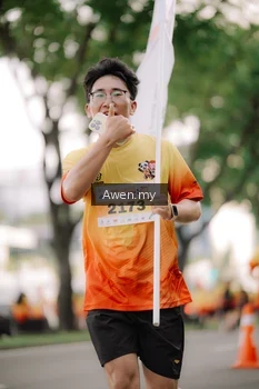 Runner Photo 2535800