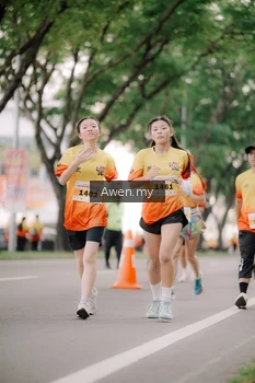 Runner Photo 2536096