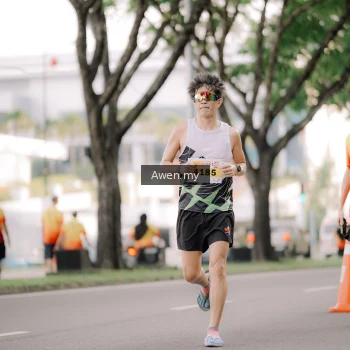 Runner Photo 2536677