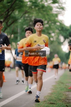 Runner Photo 2537145