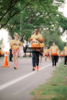 Runner Photo 2537149