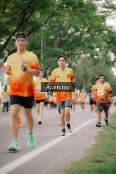 Runner Photo 2537313