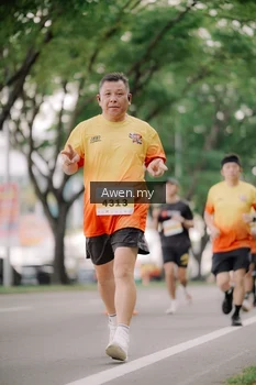Runner Photo 2537551