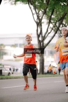 Runner Photo 2537819