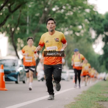 Runner Photo 2537999