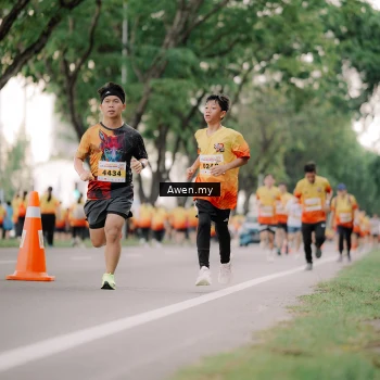 Runner Photo 2538581