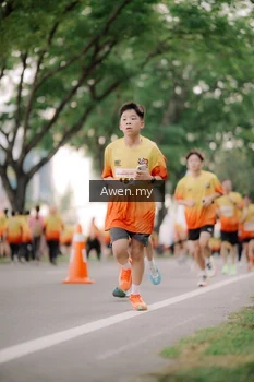 Runner Photo 2539356