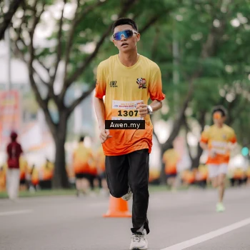 Runner Photo 2539448