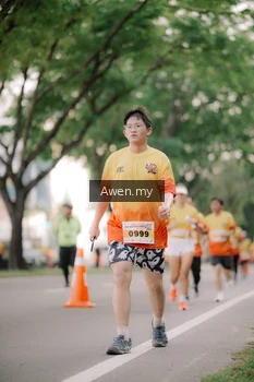 Runner Photo 2539462