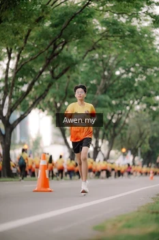 Runner Photo 2539846