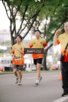 Runner Photo 2539881