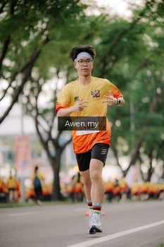 Runner Photo 2539940