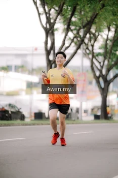 Runner Photo 2540256