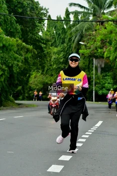 Runner Photo 2540398