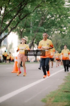 Runner Photo 2540624