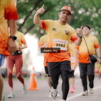 Runner Photo 2540632