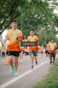 Runner Photo 2541020