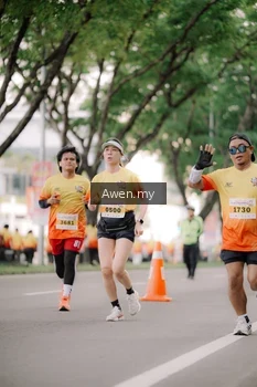 Runner Photo 2541103
