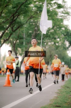 Runner Photo 2541251