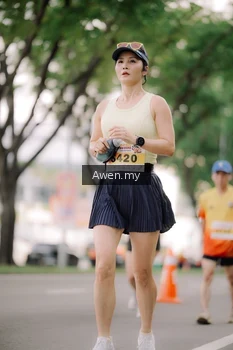 Runner Photo 2541450