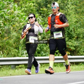 Runner Photo 2546219